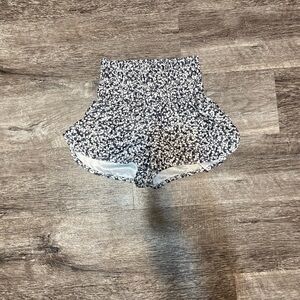 Love & pineapple shorts